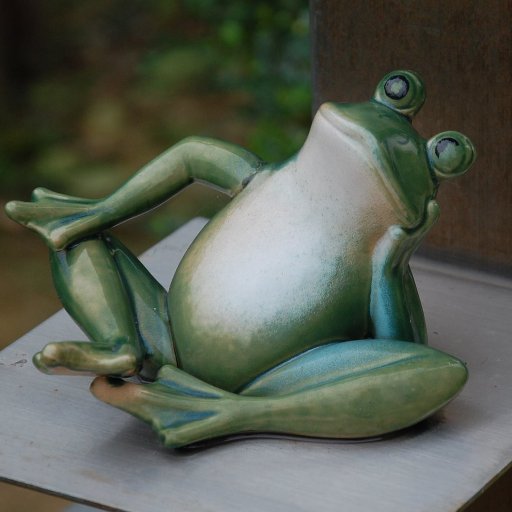 yj1099's profile picture. 🤠