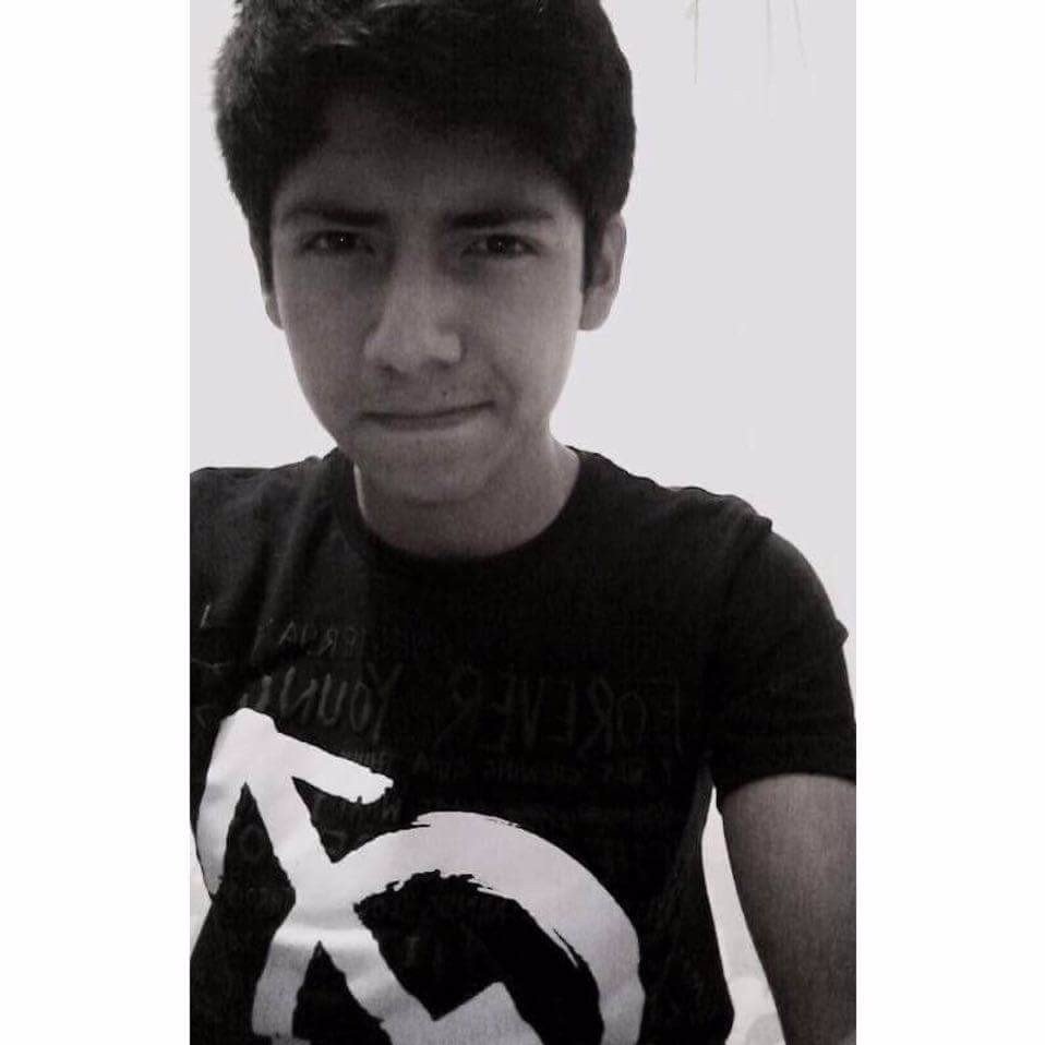 raiflores92's profile picture. se que es patético , pero en mi es normal...