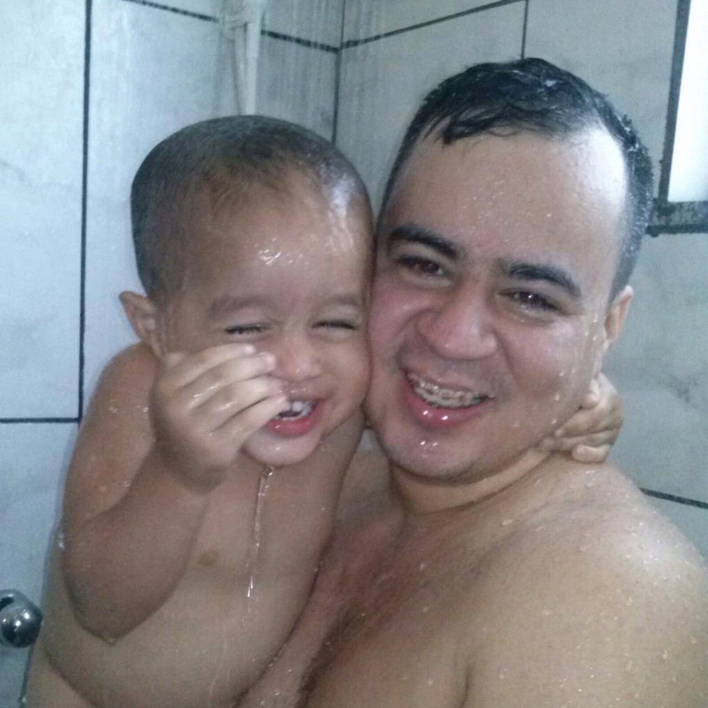 Twitter Oficial Léo Araujo;Flamenguista até após a morte, Pai do Davizinho.Pseudo de comentarista esportivo;Educador Financeiro e formado TST⚫️🔴