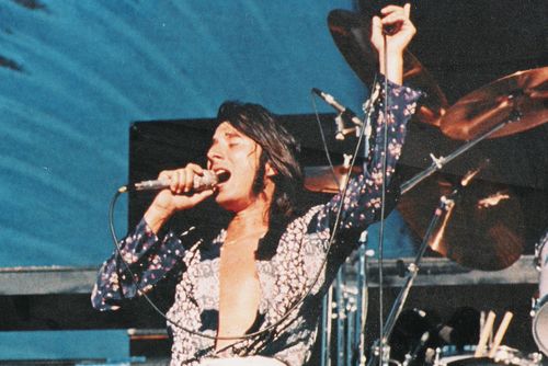 Steve Perry will always be my favorite singer. I am a AF brat and supporter of Veterans. WSU is my alma mater. Go Cougs!