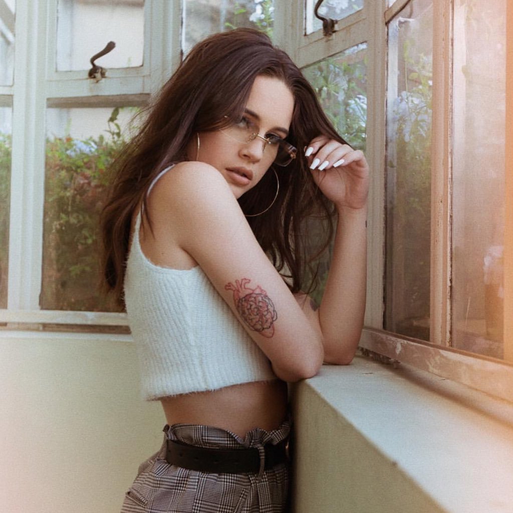 shawty_166's profile picture. person who occasionally sings