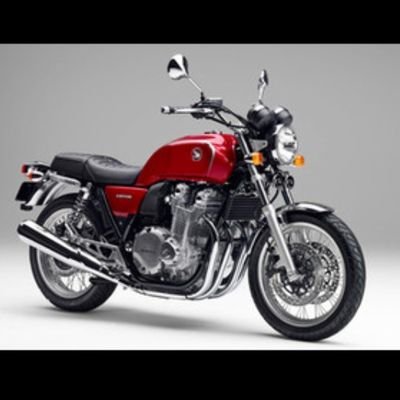 愛機歴 二輪→Z50(盗難)→VT250F(廃車)→SR400(動態保存)→CB1100(旅用)/ RZ50(通勤用)🏍️ 航空機6機種経験