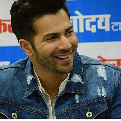 Welcome To World Of Varun Dhawan 😜
Die heart fan of varun ❤
Crazy Varuniacs 😎
Varun Rply x2😍
SRK Rply x1😘Armaan x2😗Sooraj x1

Admin : Darshu