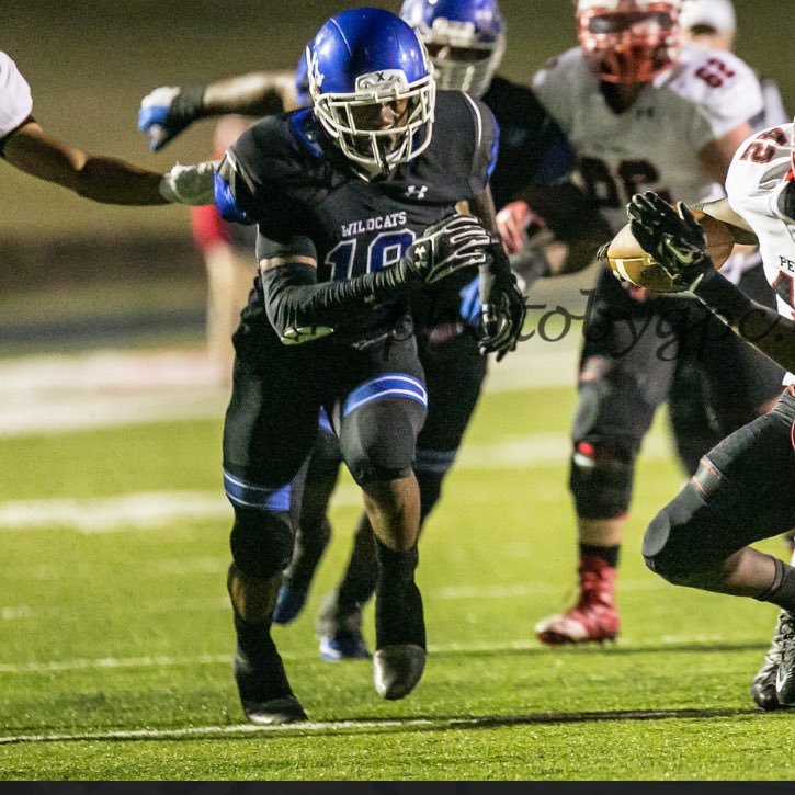Tyteon Gordon Meridian High linebacker #19 C/O 2018 Stay Humble💯💯 https://t.co/mwJrDk8K2z