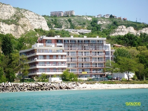 Real estate and consulting agency, located in Bulgaria, town Varna. Exclusive rights for selling of apart-hotel BlackSeaPrincess.