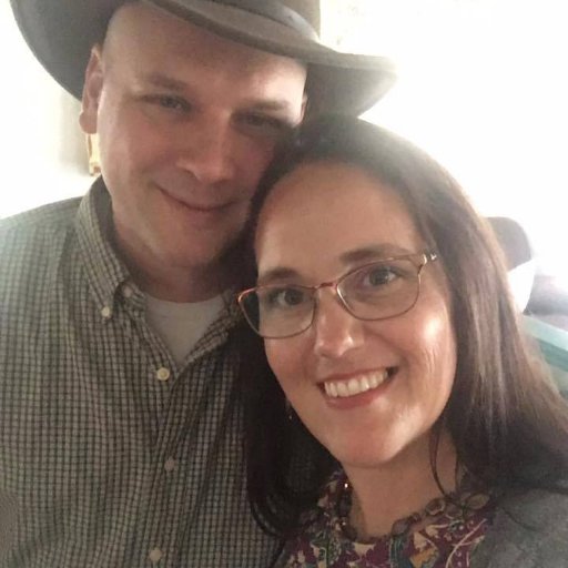 PatandLara's profile picture. 