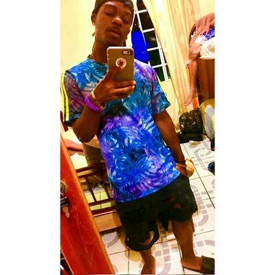 Name: can ask
Ain't want beef ain't gonna be fronting.💯
Snap Chat: King.bussin👌
Instagram: Gloiinzz👌
follow up i'm Lit💥
