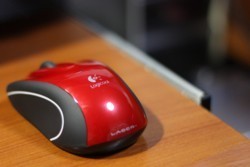 pcpartshotnews's profile picture. 