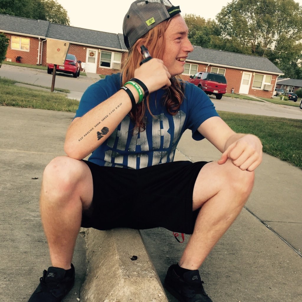 dannymilleryo's profile picture. new phone who dis?