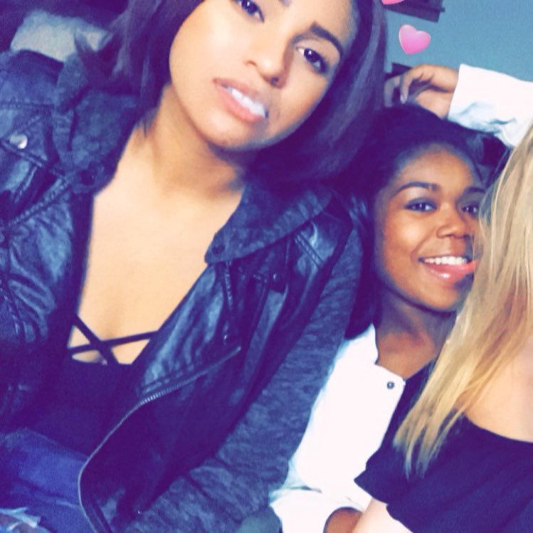 ashleymorris103's profile picture. 