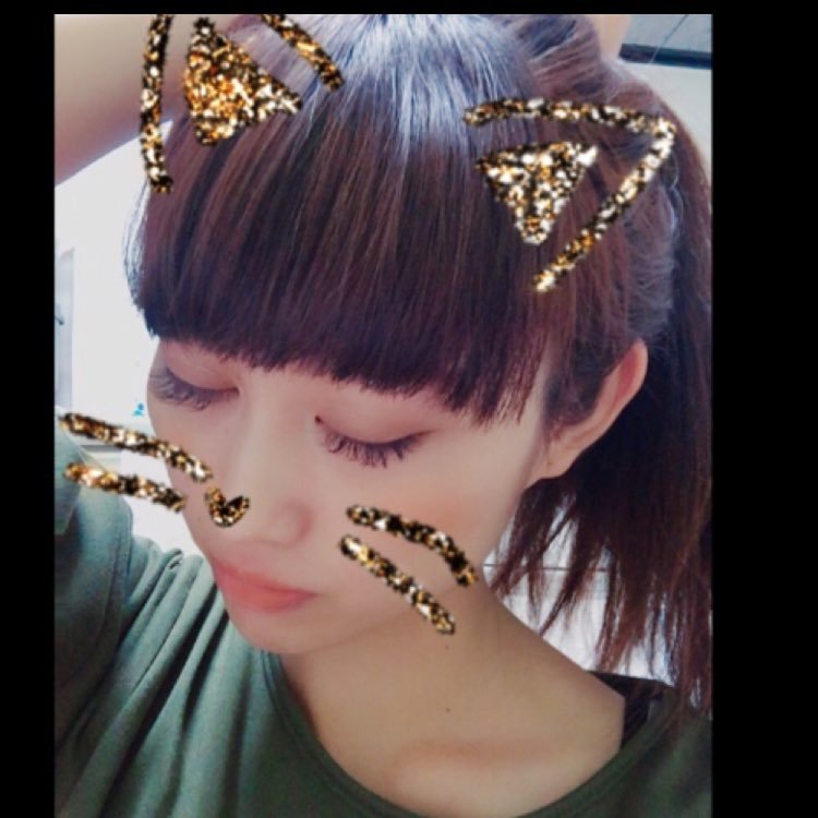 22歳学生こー見えてパリピです👱🏻♀️渋谷、六本木、新木場、都内のクラブディスカウント取れますのでご気軽にDMください💌クラブ入場の時お安くできます🤫 フォローよろしくです🤡