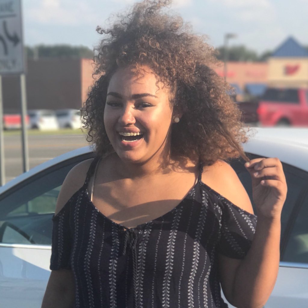 yagirlKsim's profile picture. 