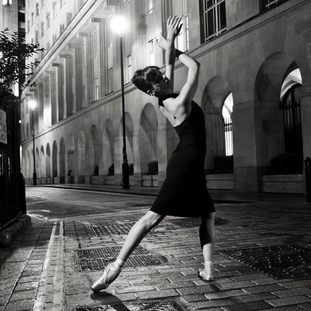 Ballerina & Arts professional | PR & Partnerships @Rambertdance | Former Editor @Bachtrack | DDTL @RoyalBalletSch & @Rambertschool alumni - Own views here.