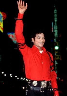 ka1996_mmm's profile picture. 2016.11月50万スタート、2018.8月現在増資増資で600万。損益結果-300万円。大学→ニートへ。NISA長期保有用→マブチモーター、ギフト、KDDI、オリックス、マルハニチロ、ブルドッグ、一家ダイニングその他      
米国株も投資始めました。