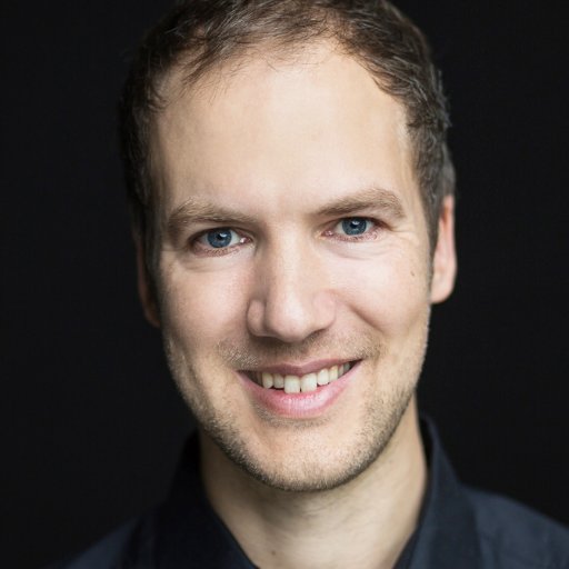 Professor für Medieninformatik @FHDresden |
Leitung des https://t.co/FKrSnrmytC |
Entrepreneur @Mind_Objects (Impressum: https://t.co/FfkXPEXEVy)