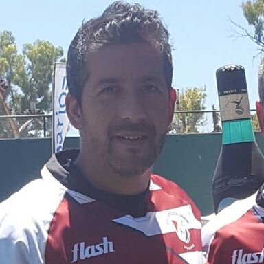 Jugador de Loga Classic. Hincha del glorioso NOB , no docente UNR , orgulloso de Juaqui y Pato