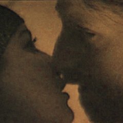 UNIVERSAL_EAR's profile picture. UNIVERSAL EAR is an absurd #timetravel serial charting Harley Byrne’s mission to capture & make available for download #alltheworldsmusicever. From @Nanneman 📔🎥