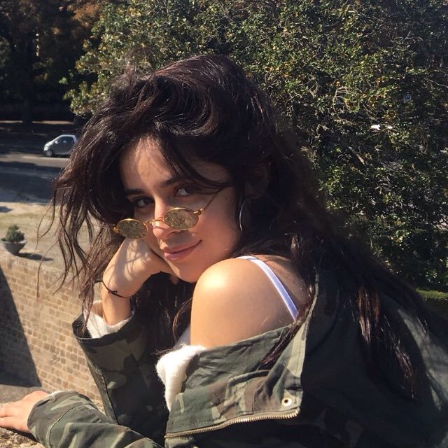 I only know that I know nothing . 🌹