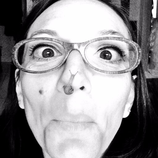 aurefact's profile picture. je suis artiste, je touche a tout....et je bulle aussi beaucoup!