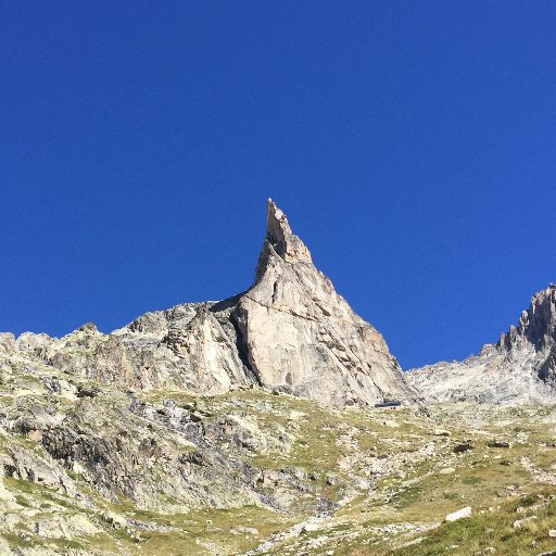 Share amazing #landscapes & ur #experience in #mountains! Tag your pics with #BeautifulMountains #Mountain #Montagne for RT ❄️☀️⛰️🏞️