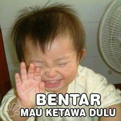 Tragedi terhebat dalam sejarah kehidupan manusia adalah ketika matinya HATI NURANI demi ambisi politik sesaat dgn menggadaikan keimanan agamanya 😢