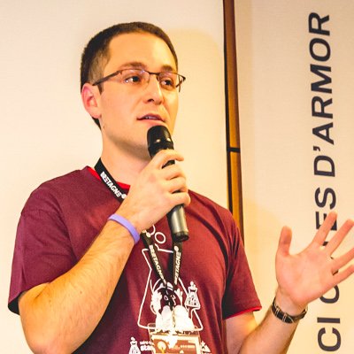 Je suis ce que je tweet \O/ Pour les tweets consensuels j'ai mon compte pro ;)