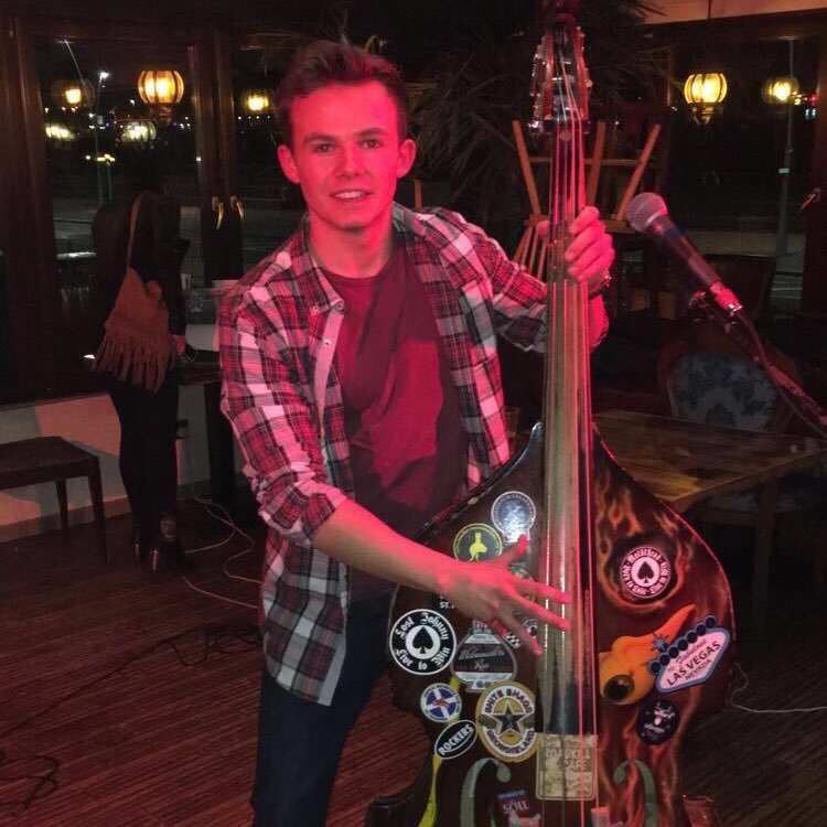 usherusher186's profile picture. SC: andrewusher97