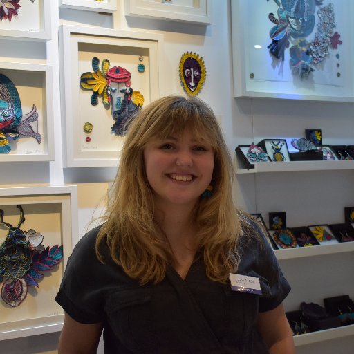 LMarriottDesign's profile picture. I'm an embroidery artist who loves colourful digital stitch!

Etsy: https://t.co/vlhcVs18L0