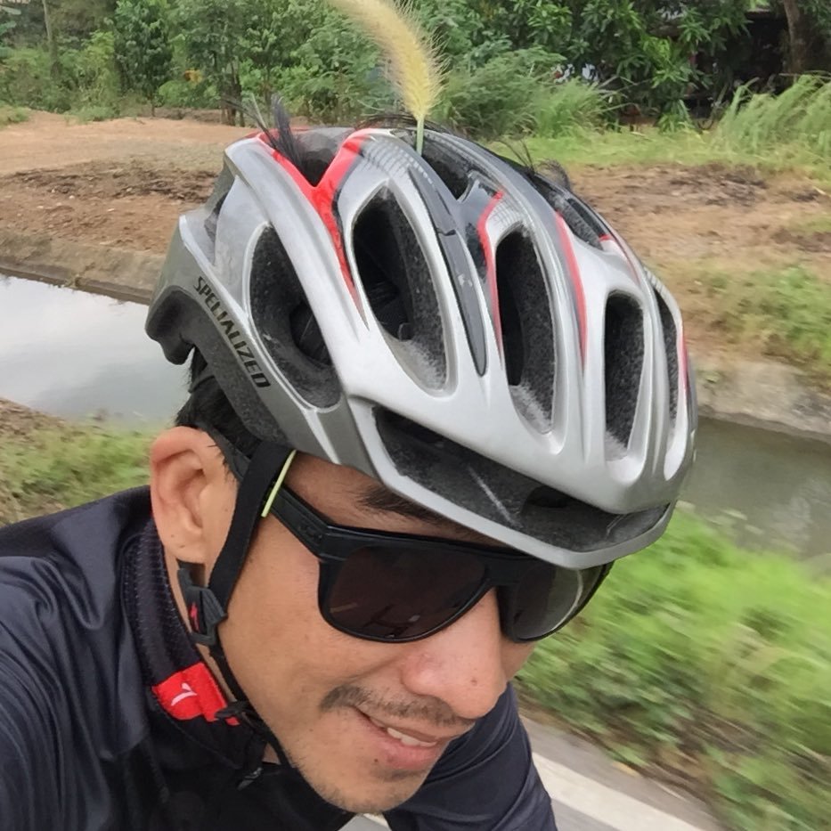 aum_889's profile picture. 