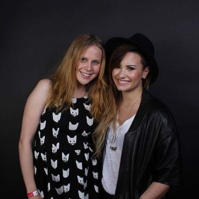 LovatoCriss's profile picture. WOW, LOOK AT YOU - Darren