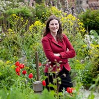 Claire MacKay(@outlanderherbal) 's Twitter Profile Photo