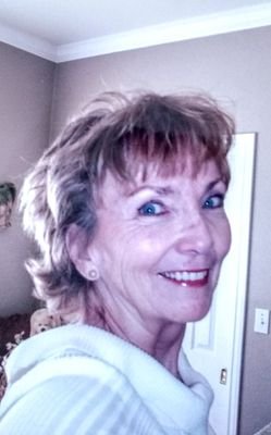 Artistic, love people, can be a bit ditsy at times (due to being over 60!).