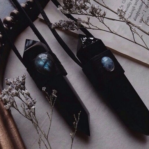 sky_shams's profile picture. 