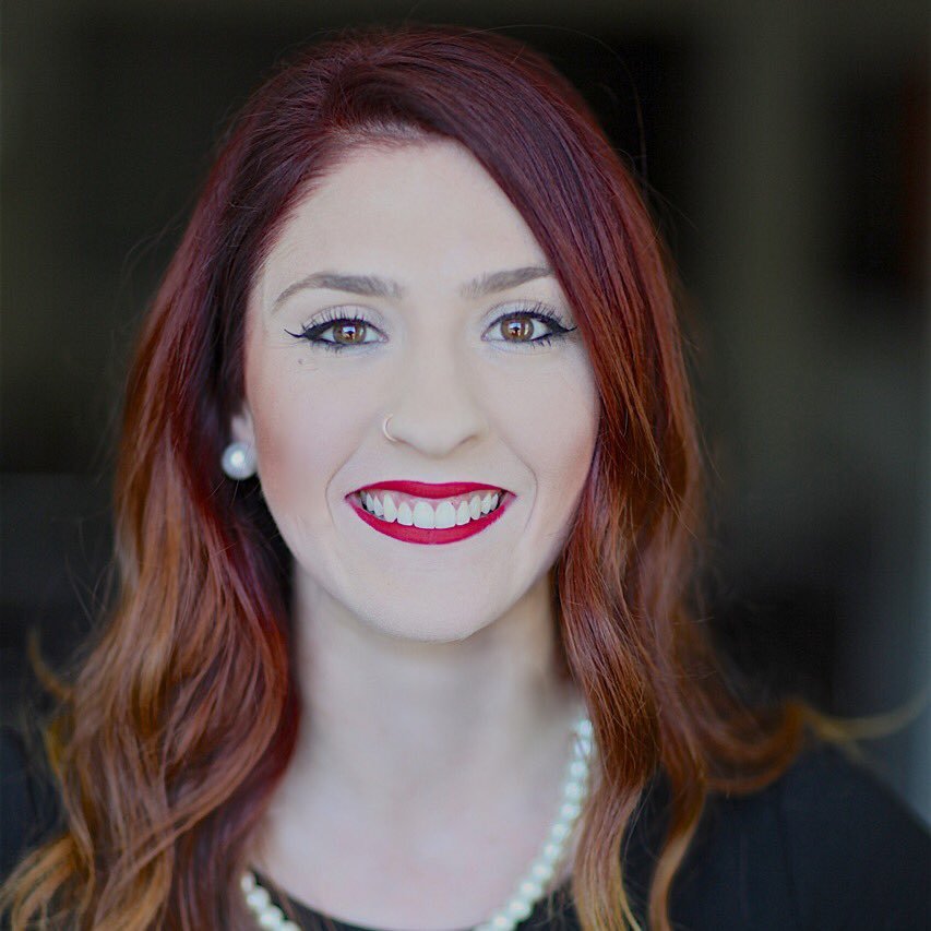 Im a hair stylist in austin, texas! I am currently at Lunara Salon.