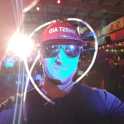 Web developer by day, music connoisseur by night, usually exhausted by afternoon. Always fighting for the good cause, like banning pineapple on pizza.