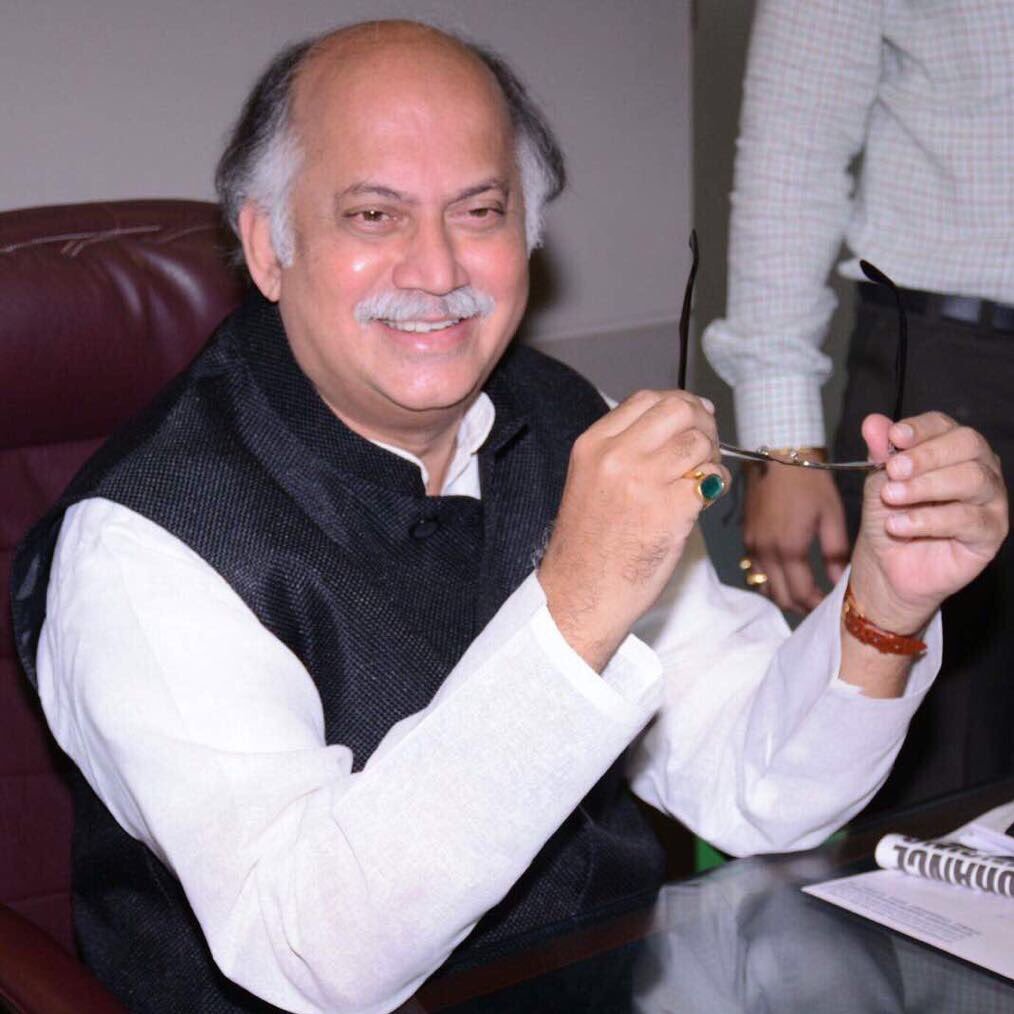 Late Gurudas Kamat’s voice will live forever thru raising issues he cared about. He served as a Union Minister, General Secretary, AICC, Member CWC.