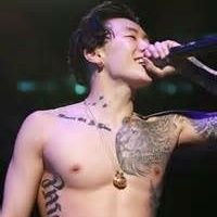 ZoeyCupcakez's profile picture. @UndertakerAndre's lonely assistant. @SentinelKelly's Ghost. @JAYBUMAOM's bae.