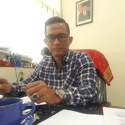 adi_consultan's profile picture. Honesty