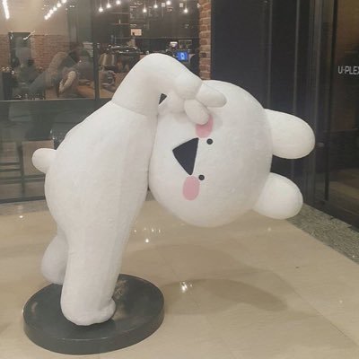 yejinsparkle's profile picture. 