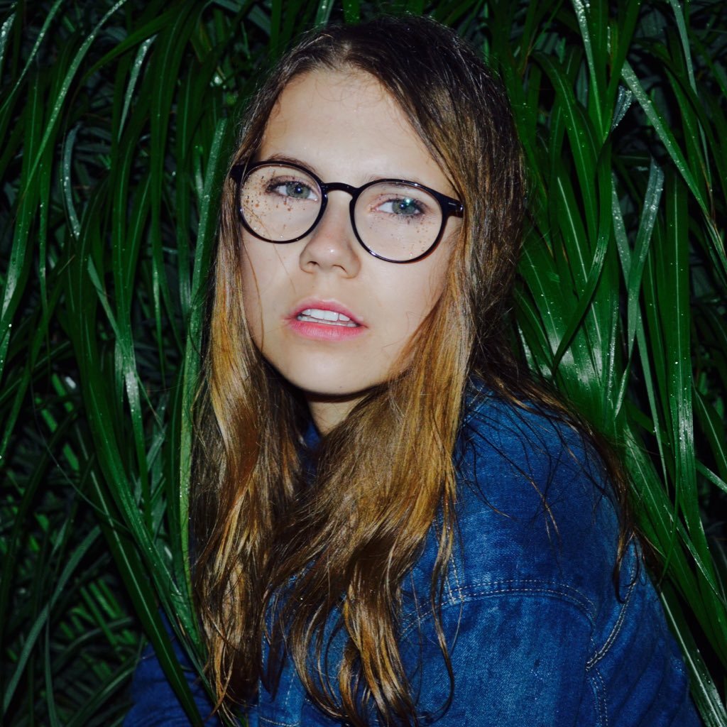 _sarahm99's profile picture. kauf mir kuchen dann mag ich dich, vielleicht.