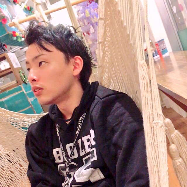 ak05x2's profile picture. 