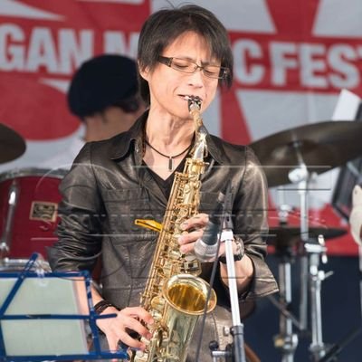 Singer Song Writer, Sax Player, Producer

主なサポート・レコーディングアーティスト
松任谷由実、矢沢永吉、AKB48、乃木坂46、稲垣潤一、May J.、BENI、JUJU、秦基博、平原綾香、他

Sax Worldにて連載中。