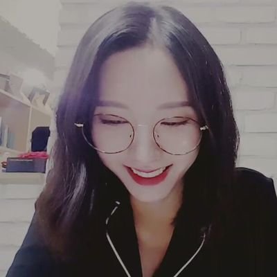 shadyjiyeon's profile picture. saved acc // @cosmicgriI