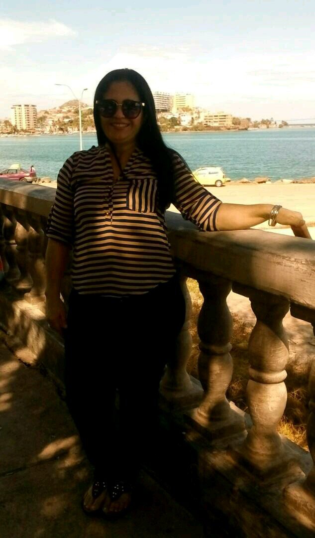 LuxLpez1's profile picture. 