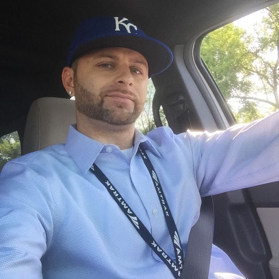 RayPuckett11's profile picture. I’m the holy grail of contemplative information