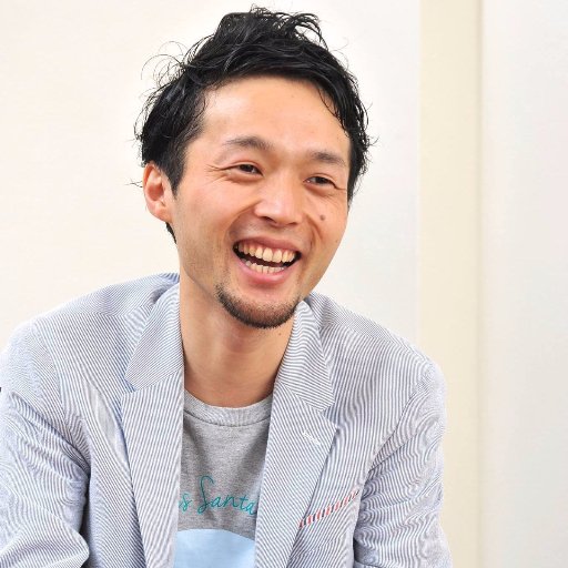 清輔夏輝(きよすけなつき※本名)。ヒッチハイクで日本3周して人生激変。人生実験『1年間、誘われたら断らないキャンペーン』をして生涯続けたいことを見つける。
有明高専→建築設計→ITフリーランス→日本ヒッチハイク協会&エコわらしべ長者→サイバーエージェント→NPO法人チャリティーサンタ代表理事