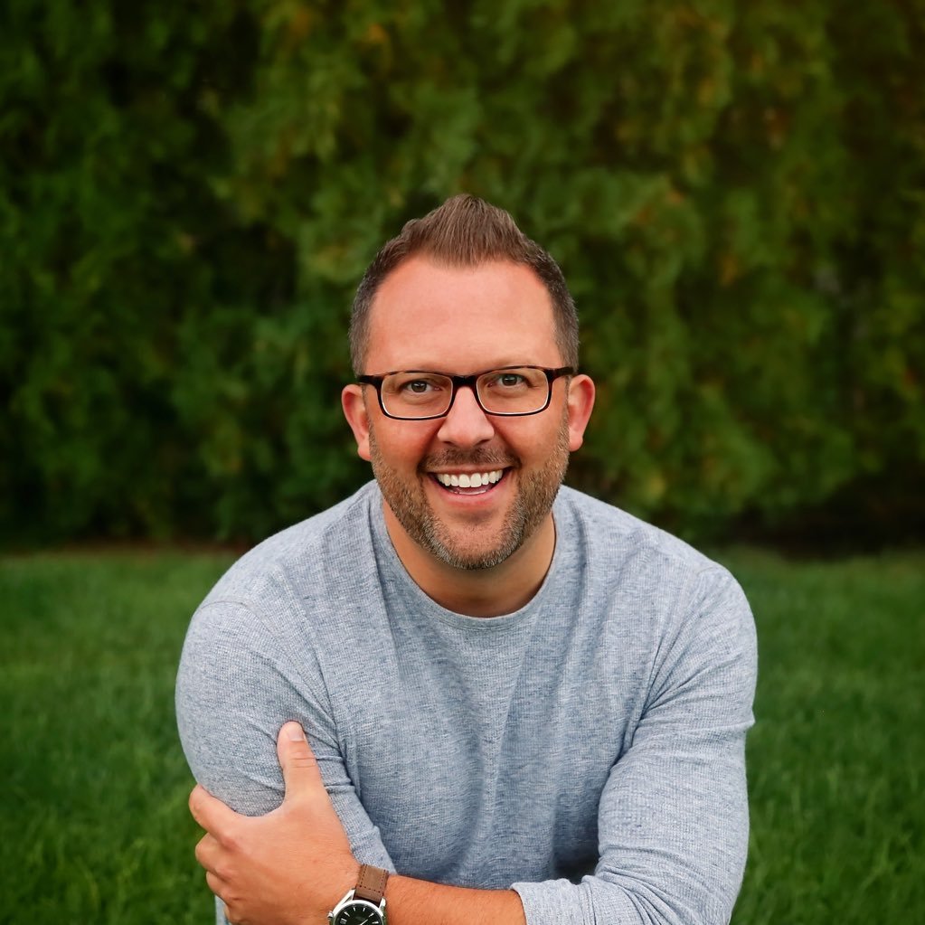 Lead UX Product Designer at https://t.co/akFSqKewtx. Prev @pluralsight, @canopytax, @asirobots. Father of 6. Photography. Golf. Music. Design. Utah Jazz.