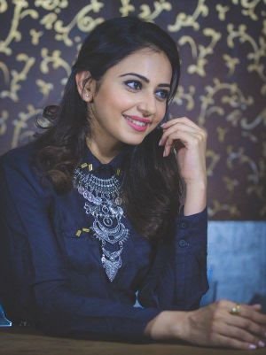 Love💘 @pawankalyan
 fan of @Rakulpreet I i love my INDIA 
🇮🇳🇮🇳🇮🇳🇮🇳🇮🇳🇮🇳