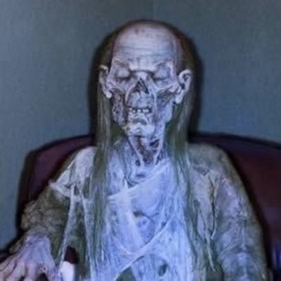 EzOwnBeter's profile picture. Type Your 🅱️io Here