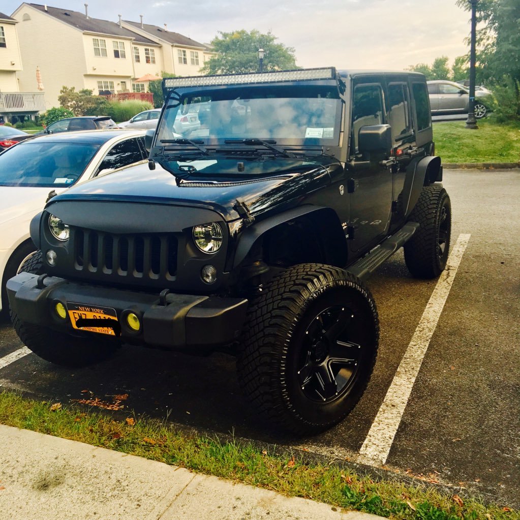 MikeySann's profile picture. 